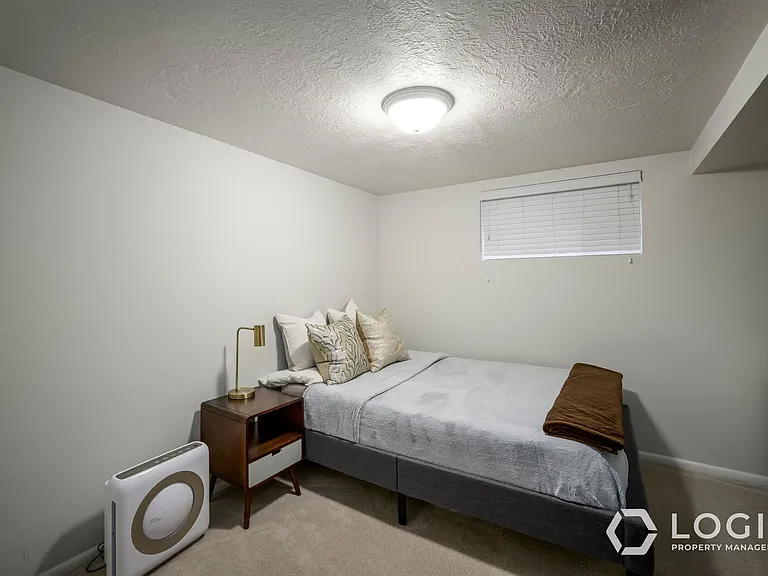 3760 E Millstream Dr — Photo 14