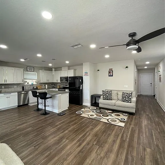 30543 Thunderbird Dr — Photo 5