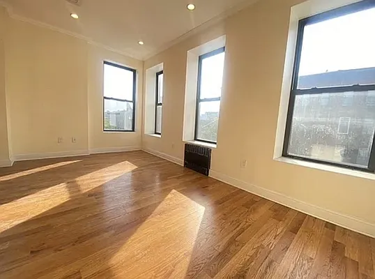 Rented by Silver Line Realty Group NY LLC | media 5