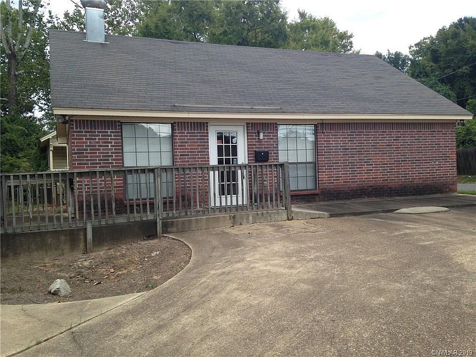 1st image of 302 Pine St