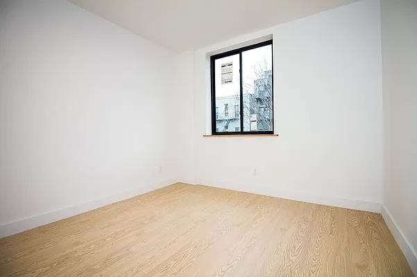 Rented by Oxford Property Group | media 22