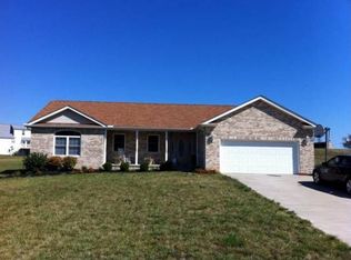 46051 Country Lake Dr, Saint Clairsville, OH 43950