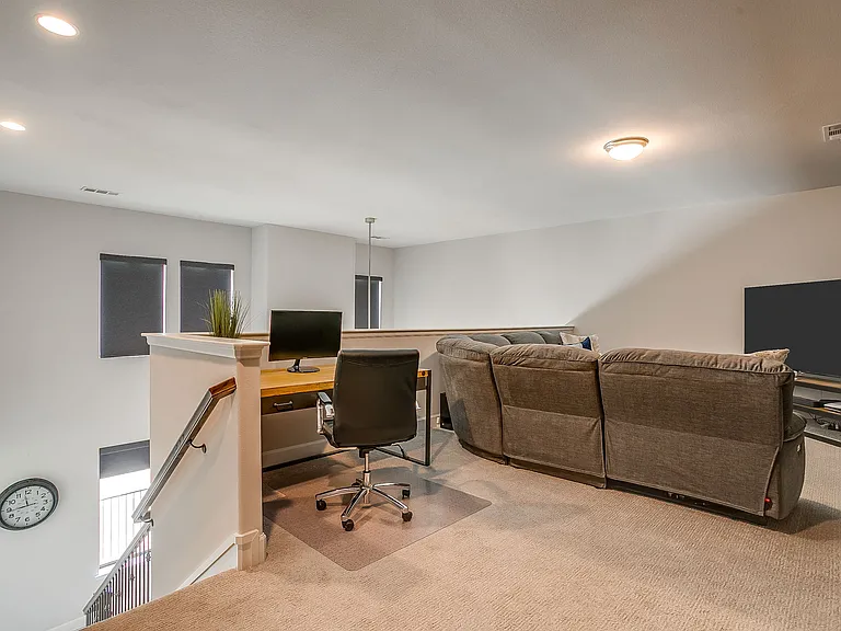 2113 Domingo Dr — Photo 27