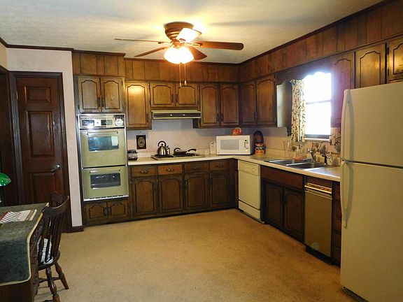 5th image of 2323 Chesterfield Dr