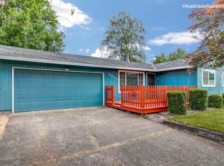 3015 Dogwood Ave, Newberg, OR 97132