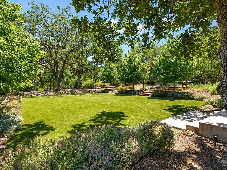 1400 Sobre Vista Dr — Photo 7