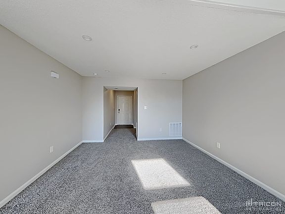 2nd image of 1755 Carlton Dr