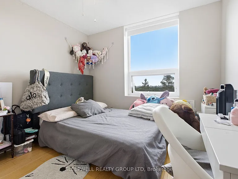 665 Bathgate Dr #712 — Photo 16