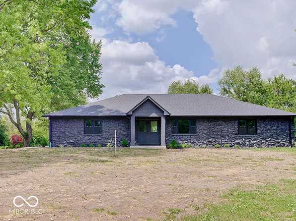 6572 W 375 N, Bargersville, IN 46106