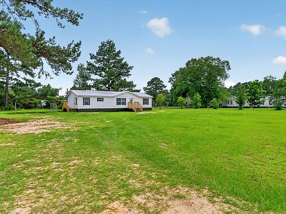 5th image of 149 Smith Rd