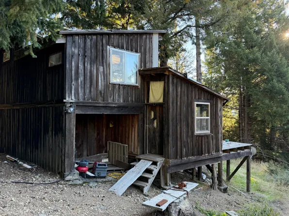 8000 Wilder Ridge Rd, Garberville, CA 95542