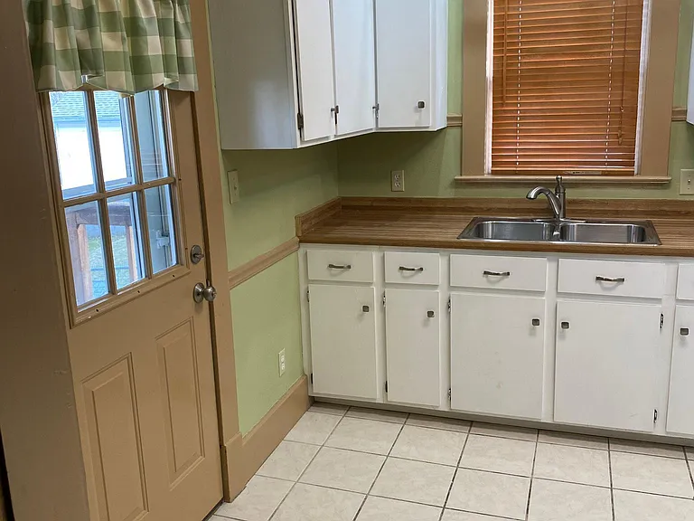 103 S Portland Ave — Photo 20