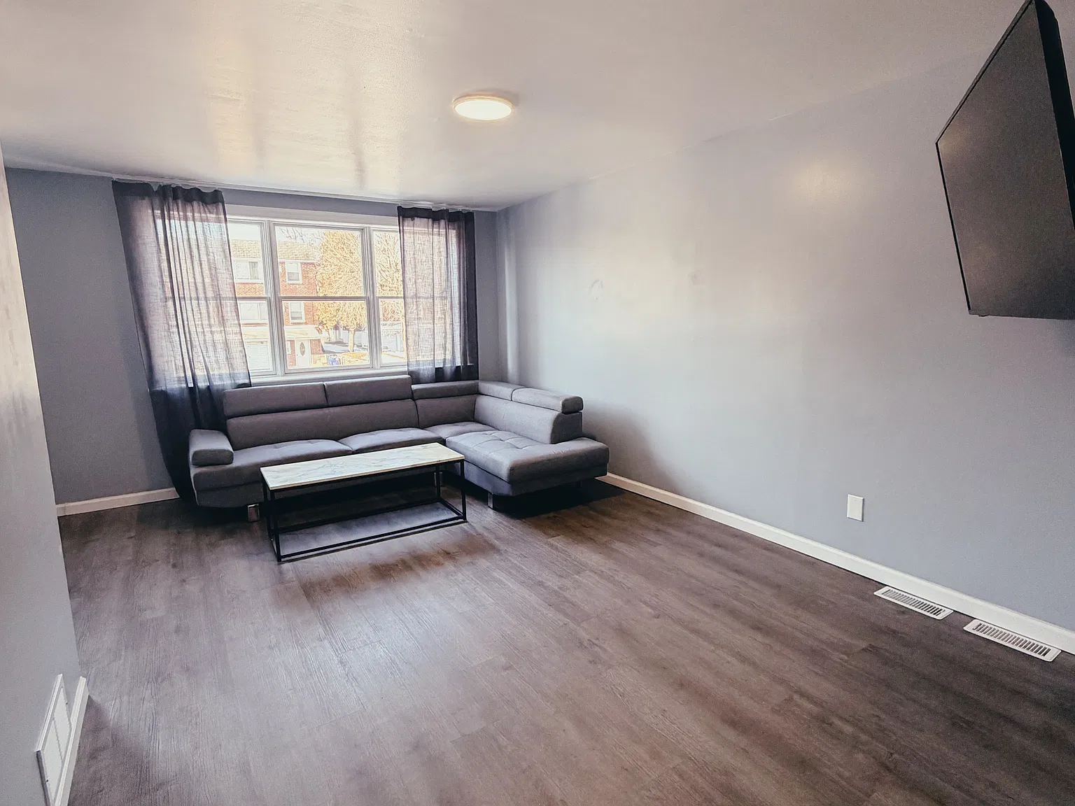 2 bed, $1,750 — Photo 2