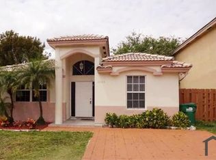 10604 SW 161st Pl, Miami, FL 33196