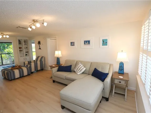 611 Palm Ave #F-30, Goodland, FL 34140