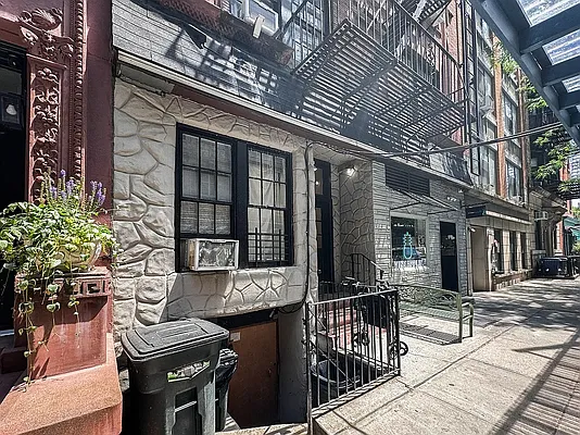 Rented by Terra Magia Inc | media 11