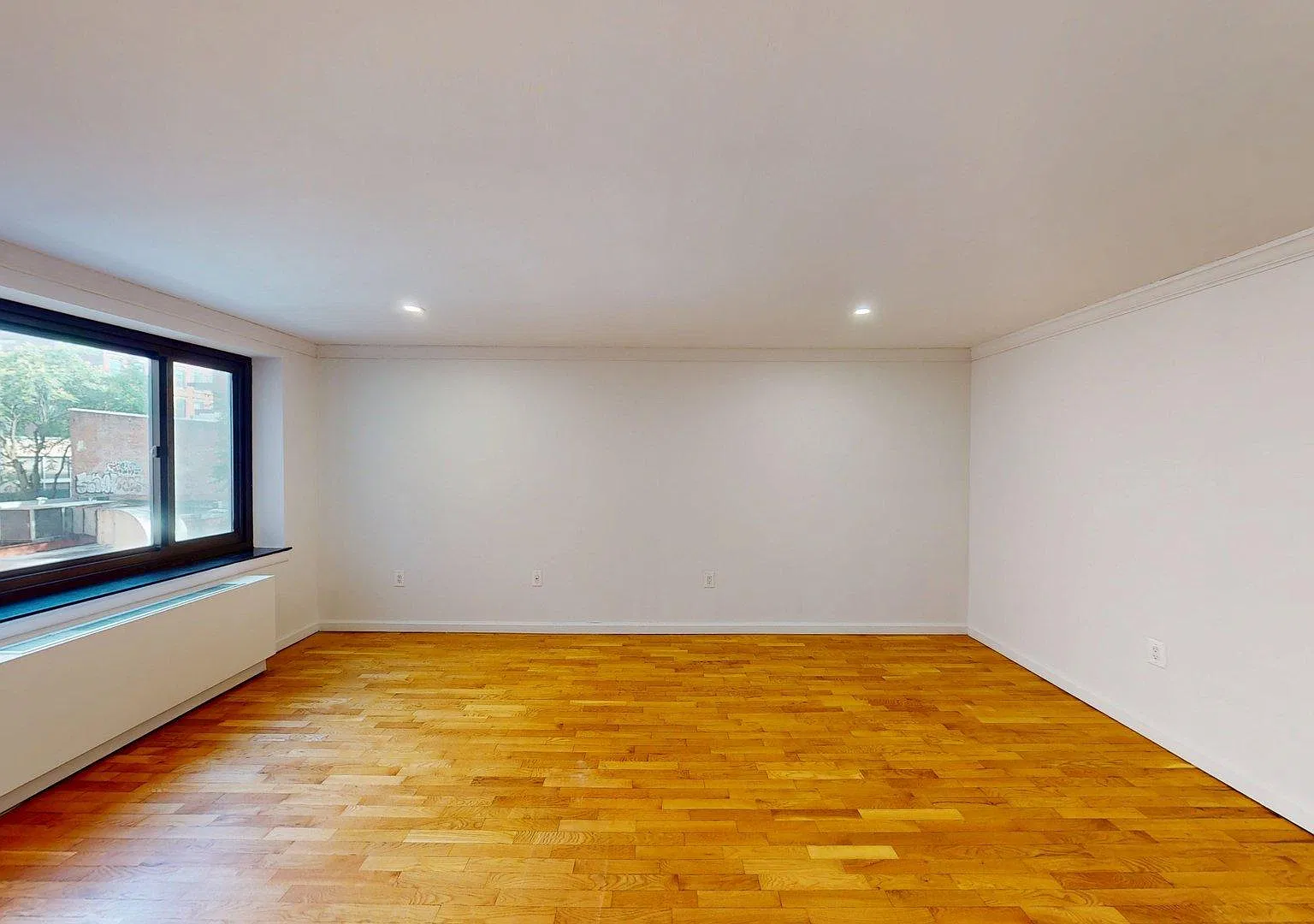 284 Mott Street — Photo 3