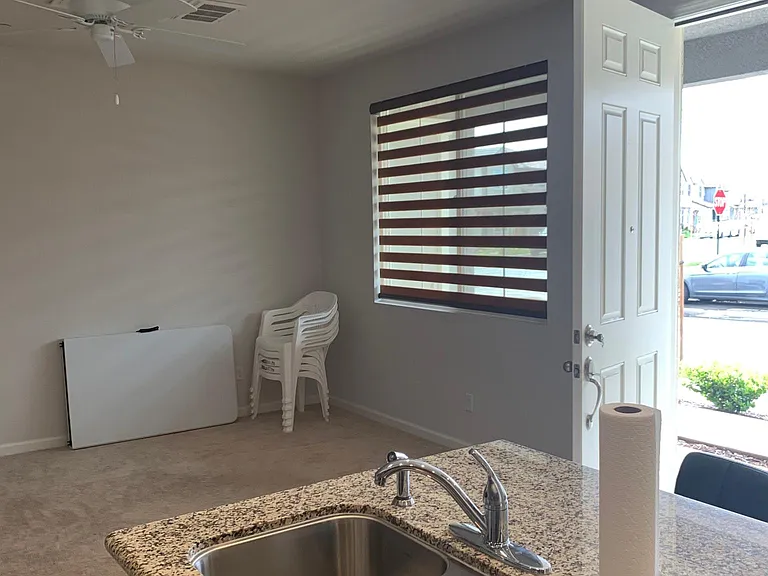 651 W Trevor Dr — Photo 16