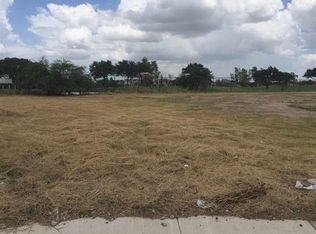 2310 Middlecoff Ln, Laredo, TX 78045