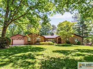 199 Old Forge Rd, Monroe Township, NJ 08831