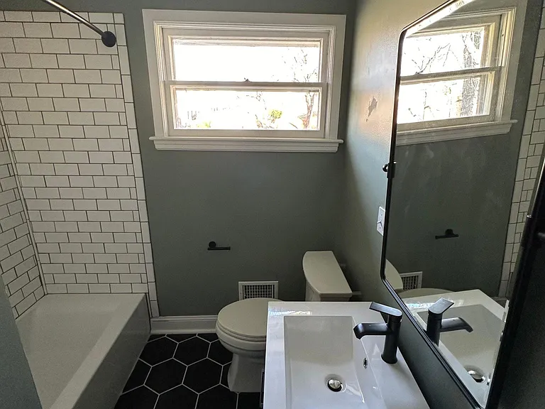 105 Meadowview Dr — Photo 27