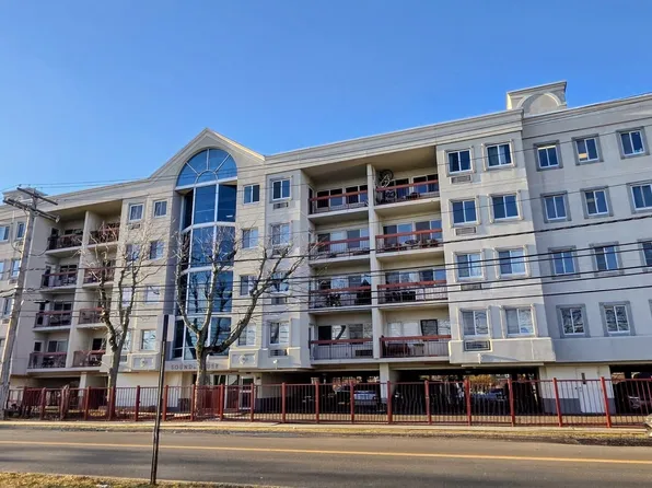 850 Atlantic Street #212, Bridgeport, CT 06604