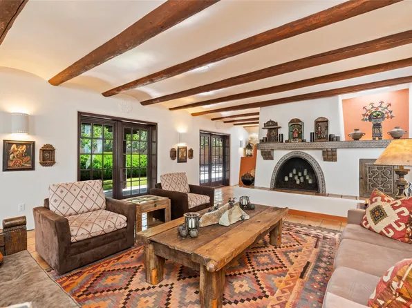620 Camino Rancheros, Santa Fe, NM 87505