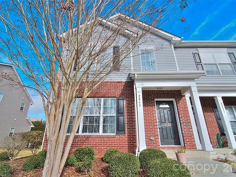 2849 Summergrove Ct — Photo 1