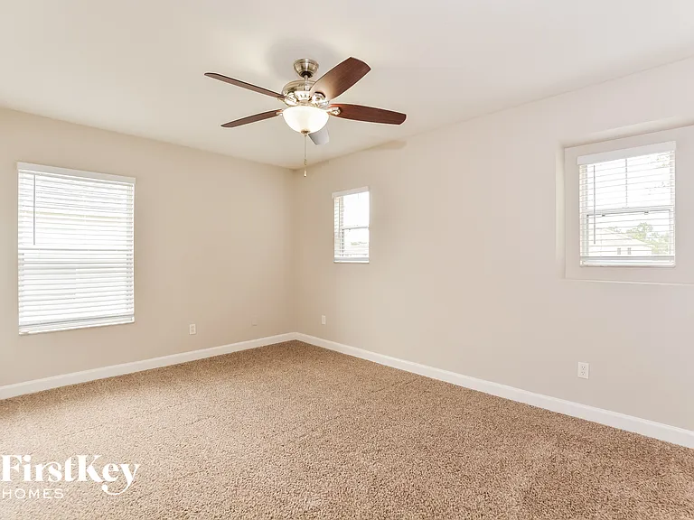 1214 Alapaha Ln — Photo 8