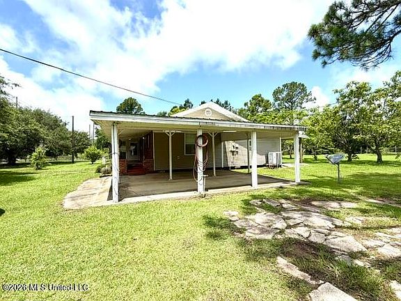 5th image of 5825 Elder St
