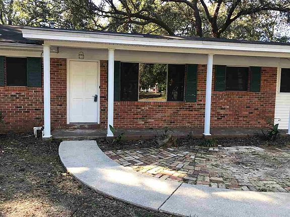 2nd image of 2381 Metzger Ave