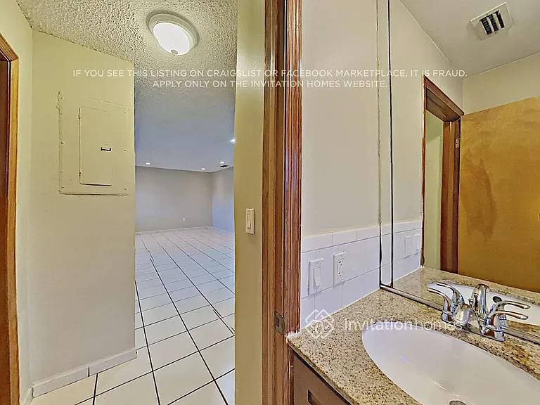 5920 SW 148th Ave — Photo 16