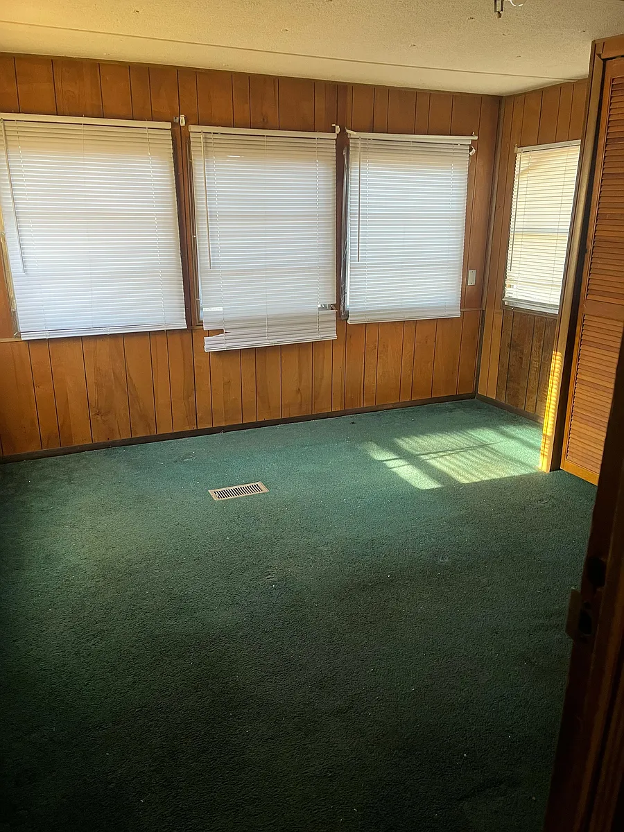 Building Photo - 1697 Peach Orchard Rd #40