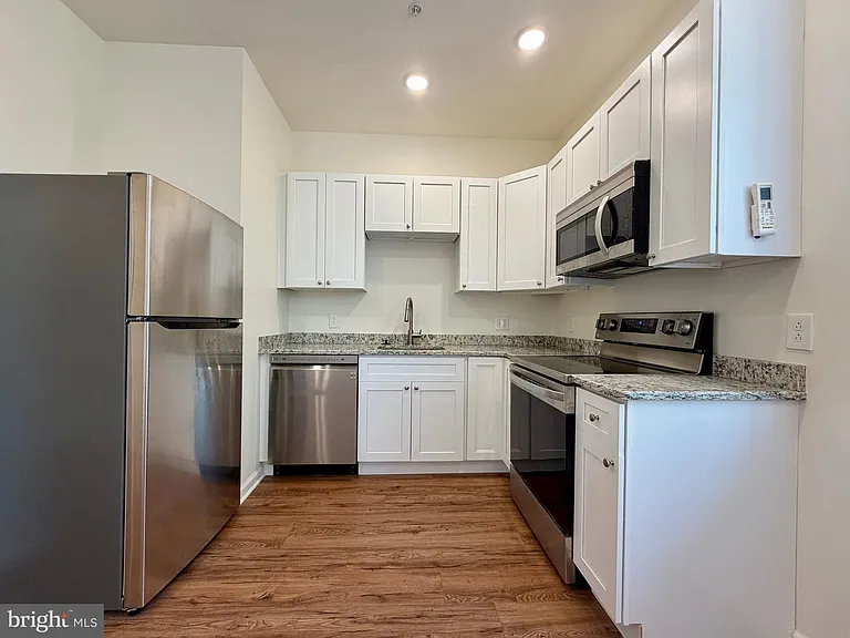 2158 N Broad St #A — Photo 3