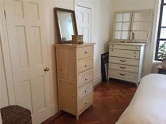 Rented by R New York