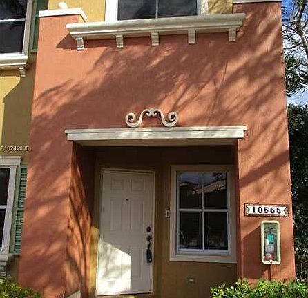 4th image of 10555 SW 6th St