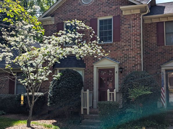 4 Milpond Ln