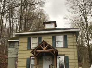 3072 Webb Rd, La Fayette, NY 13084