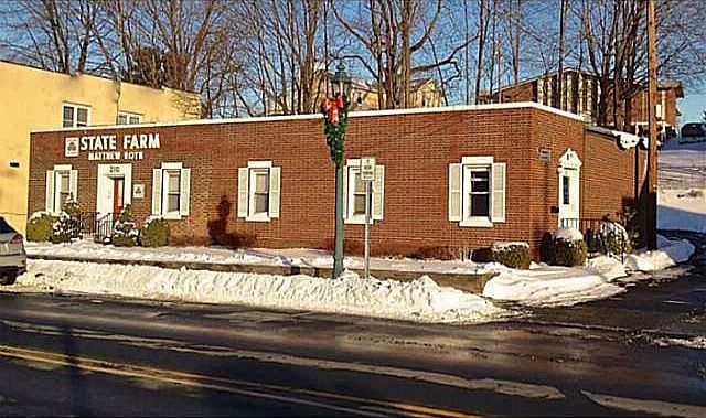 2nd image of 210 Main St