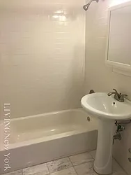 Rented by Living New York