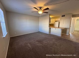 1600 Yonkers St #8, Plainview, TX 79072
