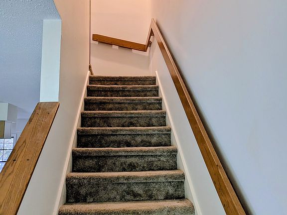 3rd image of 34 Brickyard Rd Unit 32