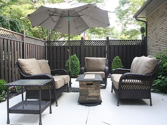Private atrium