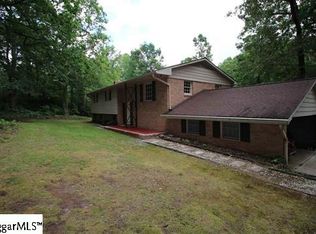 192 Bagwell St, Easley, SC 29640