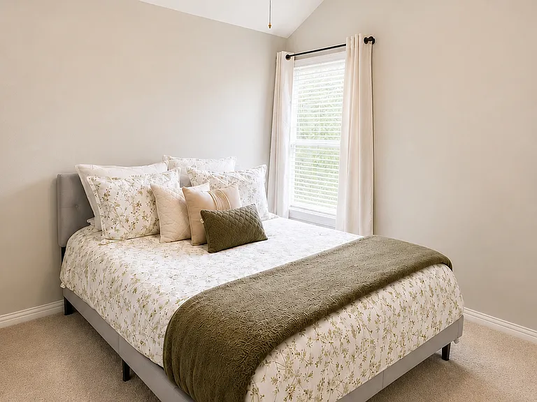 7015 Chackbay Ln — Photo 8