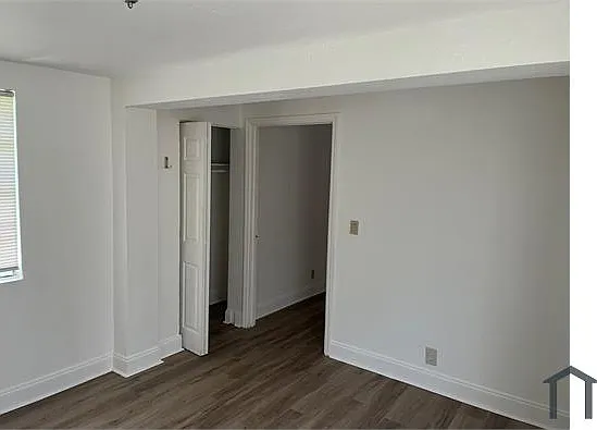 2 bed, 1000 sqft, $2,550 — Photo 2