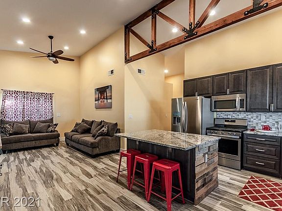 2nd image of 2237 Wilhelmina Cir