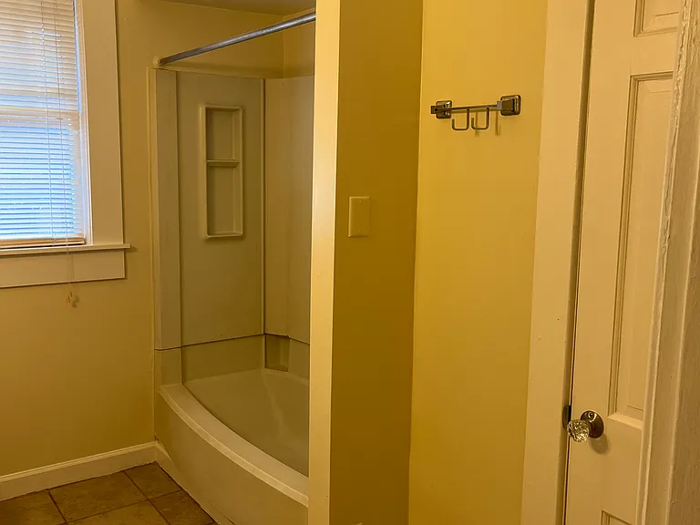 320 N Montgomery St #1 — Photo 15