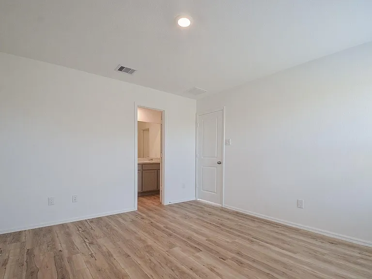 18119 Rockvine Dr — Photo 20