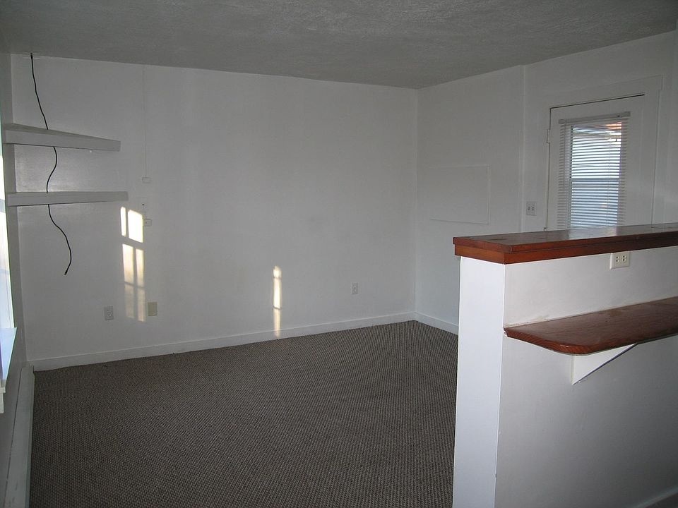 2nd image of 2883 Seminole Trl APT 4